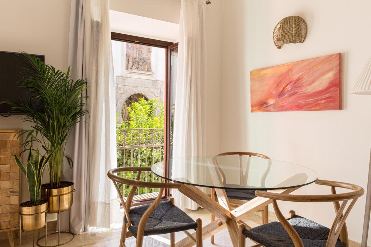 Puerta Catedral Apartments Σεβίλλη Εξωτερικό φωτογραφία