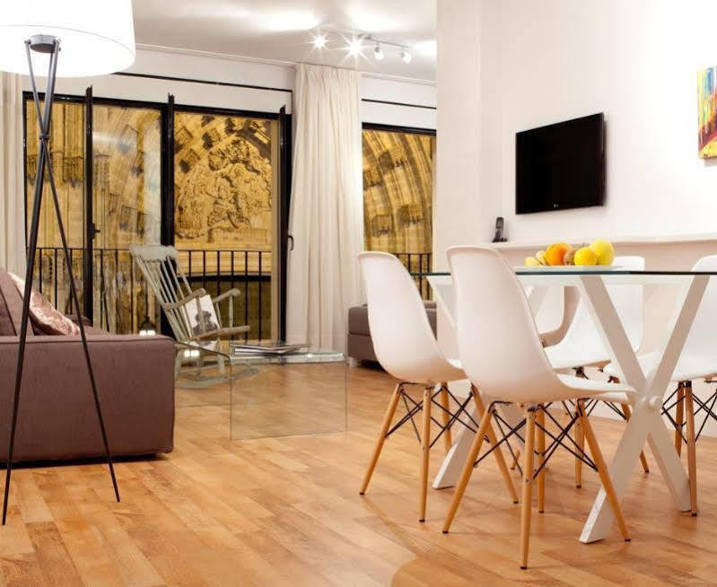 Puerta Catedral Apartments Σεβίλλη Εξωτερικό φωτογραφία