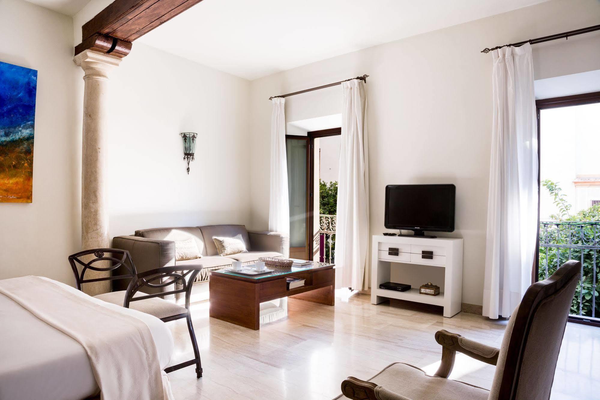 Puerta Catedral Apartments Σεβίλλη Εξωτερικό φωτογραφία