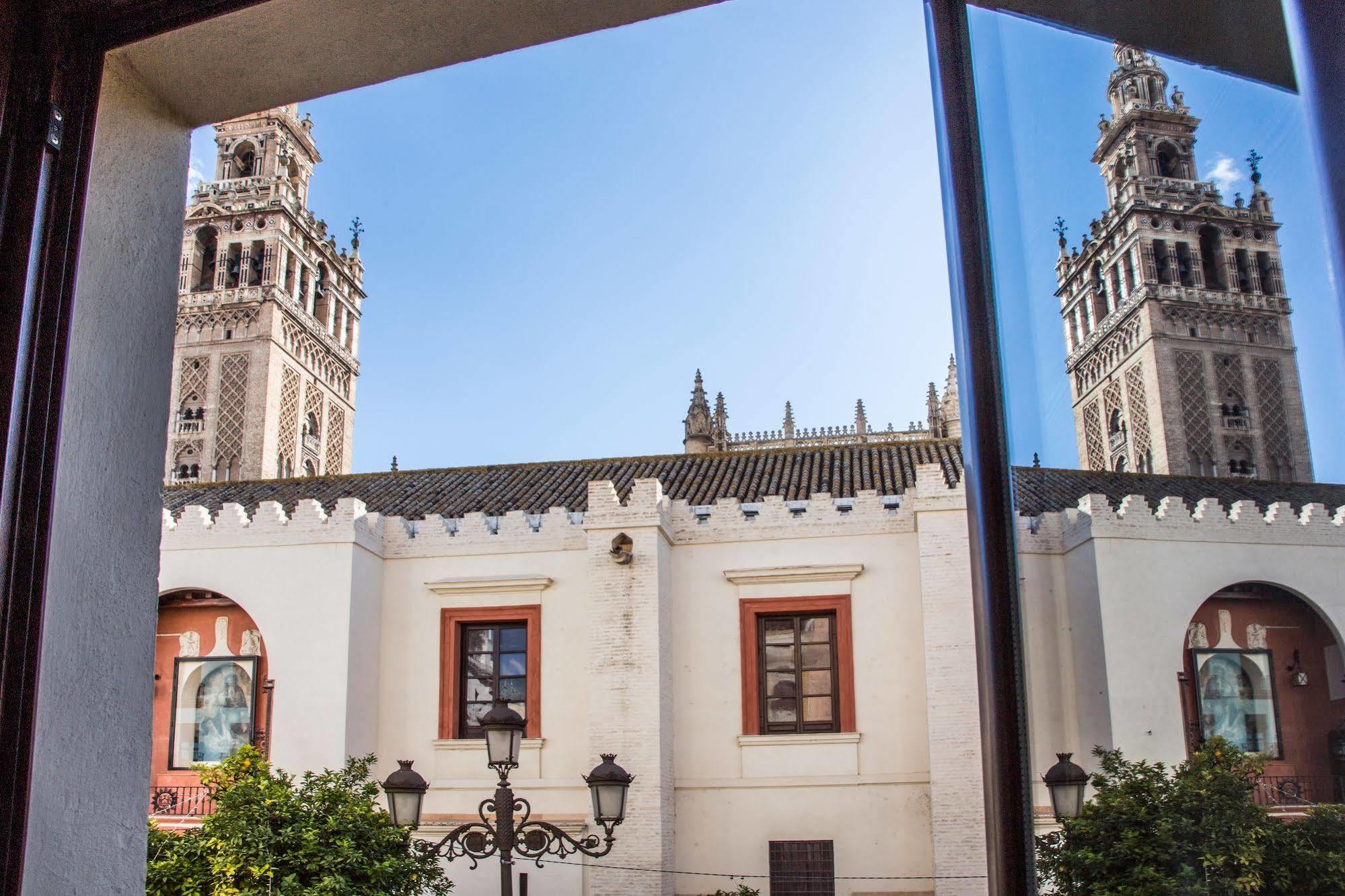 Puerta Catedral Apartments Σεβίλλη Εξωτερικό φωτογραφία